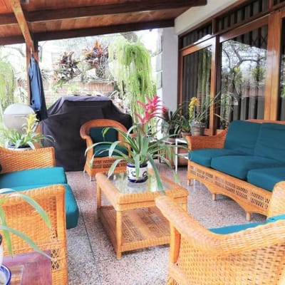 LINDA Y AMPLIA CASA CON JARDÍN Y TERRAZA EN SAN BORJA