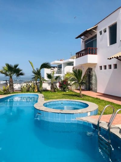 Venta de Casa de Playa en Barranca