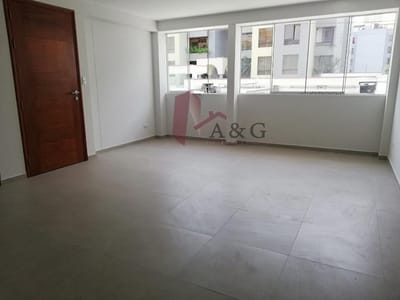 DEPARTAMENTO FLAT A UNAS CUADRAS DEL CENTRO NAVAL SAN BORJA