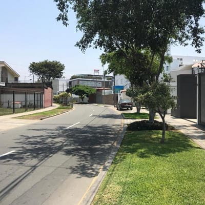 CASA PARA REMODELAR EN CALLE TRANQUILA CHACARILLA SAN BORJA