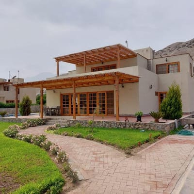 ESPLENDIDA CASA CON PISCINA EN BAHAS  CIENEGUILLA
