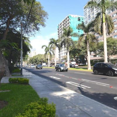 IMPECABLE Y UBICADSIMO DEPARTAMENTO  DORMITORIOS JAVIER PRADO OESTE SI