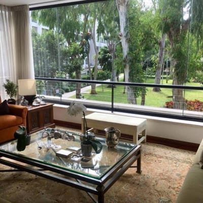 DPTO. CON HERMOSA VISTA A PARQUE, EN LA MEJOR ZONA DE SAN ISIDRO