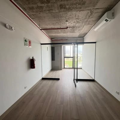 NUEVA OFICINA BOUTIQUE SPER MODERNA EN ALQUILER  MIRAFLORES