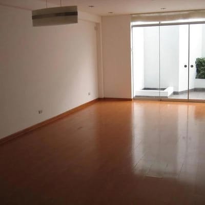 DEPARTAMENTO en ALQUILER en MIRAFLORES