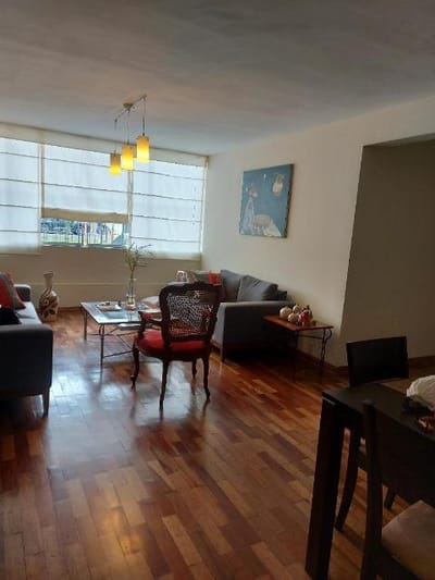 VENDO PRIMER PISO MIRAFLORES CON JARDIN