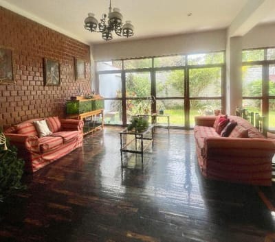 Se vende buena casa en La Molina zona residencial muy segura