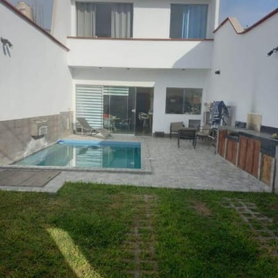 VENTA O ALQUILER DE CASA, 3 PISOS EN PULPOS, 4 DORM, PISCINA