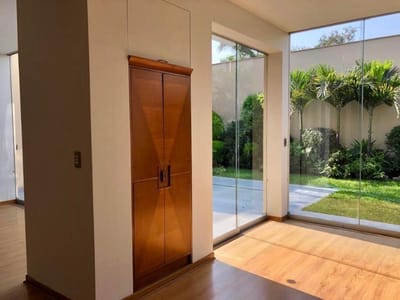 CASA IMPECABLE MOLINA VIEJA