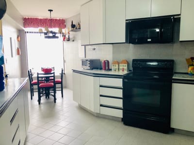 VENDO LINDO DPTO CON VISTA AL MAR