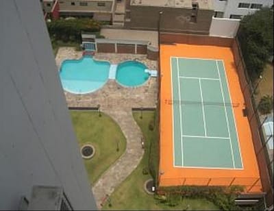 en San Isidro, vista al golf
