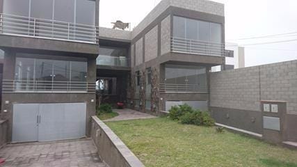ESPECTACULAR CASA EN VENTA EN LA ENCANTADA DE VILLA