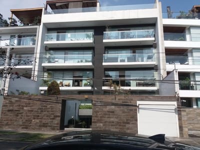 VENTA BONITO DUPLEX EN CHACARILLA SAN BORJA