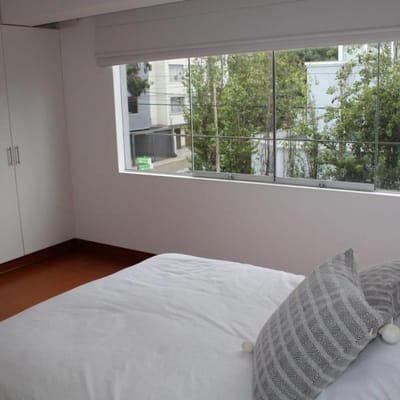 Vendo exclusivo dpto. en Lord Cochrane, límite de Miraflores con San Isidro