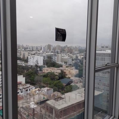 EXCELENTE OFICINA EN EDIFICIO TIME CON VISTA ESPECTACULAR