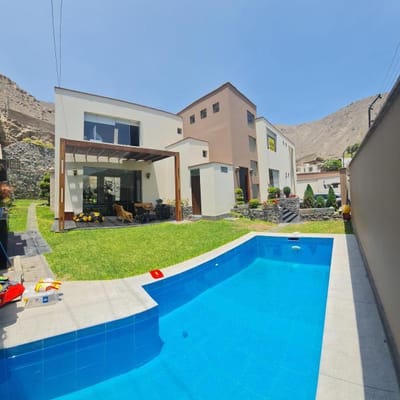 Casa Independiente  365m2 Rinconada del Lago