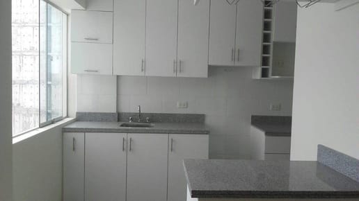Vendo lindo departamento en Barrio Medico limite con la Aurora