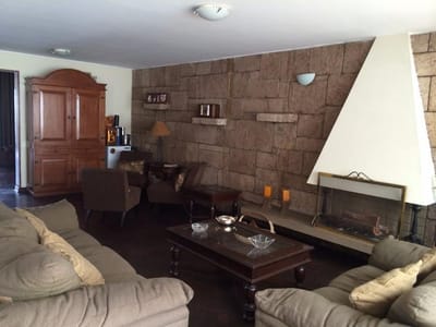 EXCELENTE CASA