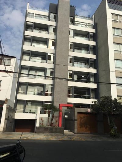 ALQUILO LINDO DUPLEX EN MIRAFLORES CERCA AL MALECON