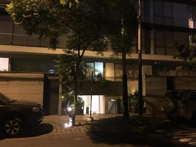 VENDO LINDO DPTO.EN ESQUINA POR COLEGIO CASUARINAS