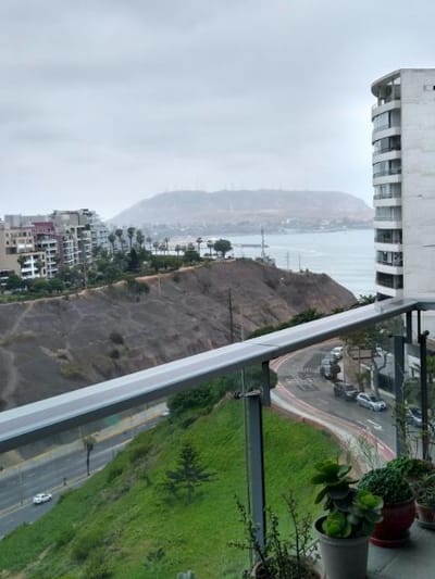 MIRAFLORES EXCELENTE DPTO FLAT CON LINDA VISTA MAR ACABADOS DE PRIMERA 3 DORM