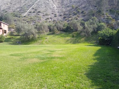 LA MOLINA – URB LA PRADERA VENTA DE TERRENO DENTRO DE CONDOMINO DE 4 CASAS