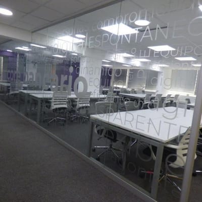 SAN ISIDRO OFICINA IMPLEMENTADA 210m2, CENTRO FINANCIERO, FRENTE A SAGA
