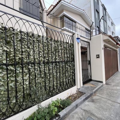 CASA ALQUILER 4 DORMITORIOS, AL COSTADO DE PARQUE, LOS ROSALES SURCO
