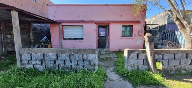 Dueña vende: terreno con construcción