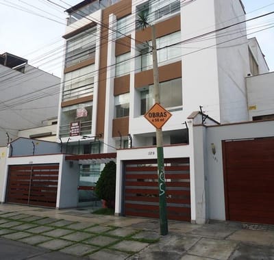 VENDO LINDO DEPARTAMENTO EN LA URB EL ROSEDAL  SANTIAGO DE SURCO