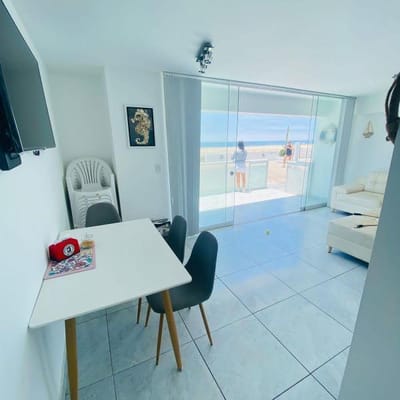 VENDO DEPARTAMENTO EN PUNTA NEGRA PRIMERA FILA FRENTE AL MAR  PRIMER PISO
