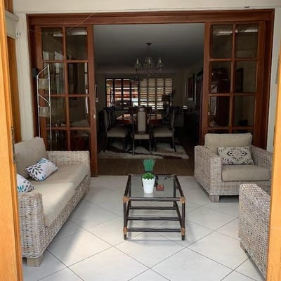 Casa en El Remanso excelente distribución sol todo el año