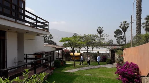 CASA EN LA PLANICIE