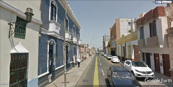 VENDO HOTEL EN TRUJILLO A 4 CDRAS PLAZA DE ARMAS 1,383 M2 DE AT