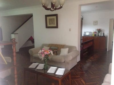 Casa como terreno cerca Golf san Isidro