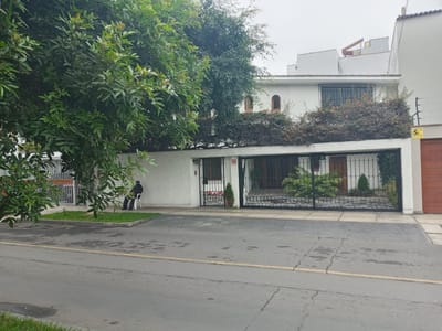 CASA ALQUILER EN MIRAFLORES