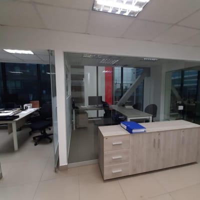 Si Buscas oficina, esta es tu oportunidad en Chacarilla