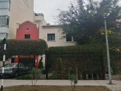 CASA EN VENTA EN SAN ISIDRO
