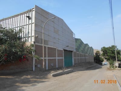 Excelente Local Industrial en Puente Piedra