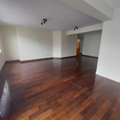 VENTA DE DEPARTAMENTO A PRECIO DE OCASIN EN VALLE HERMOSO  SURCO