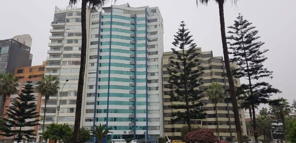 LINDO DEPARTAMENTO CON VISTA AL MAR