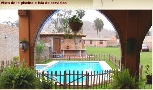 Pachacámac linda casa estilo rústico