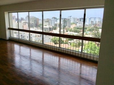 Alquiler de Departamento en San Isidro