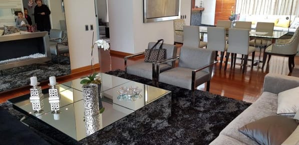 VENDO PRECIOSO DPTO COMO CASITA EN CHACARILLA