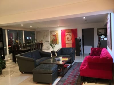 VENDO PRECIOSO DPTO EN MIRAFLORES.