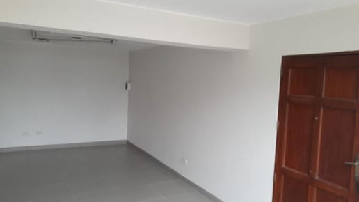 ALQUILO LINDA OFICINA EN MONTERRICO, SURCO !!!!