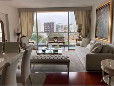 Venta de Exclusivo departamento en Lord Nelson Miraflores