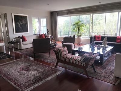 DEPARTAMENTO EN VENTA CON VISTA Y FRENTE A PARQUE PRIVADO