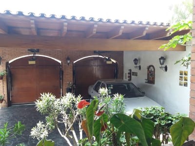 Linda casa Chacarilla alquiler llamar 999652274
