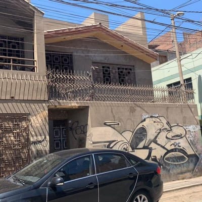 VENTA CASA como Terreno 4 PISOS PARA VIVIENDA Y NEGOCIO SMP $240.000 Conversable
